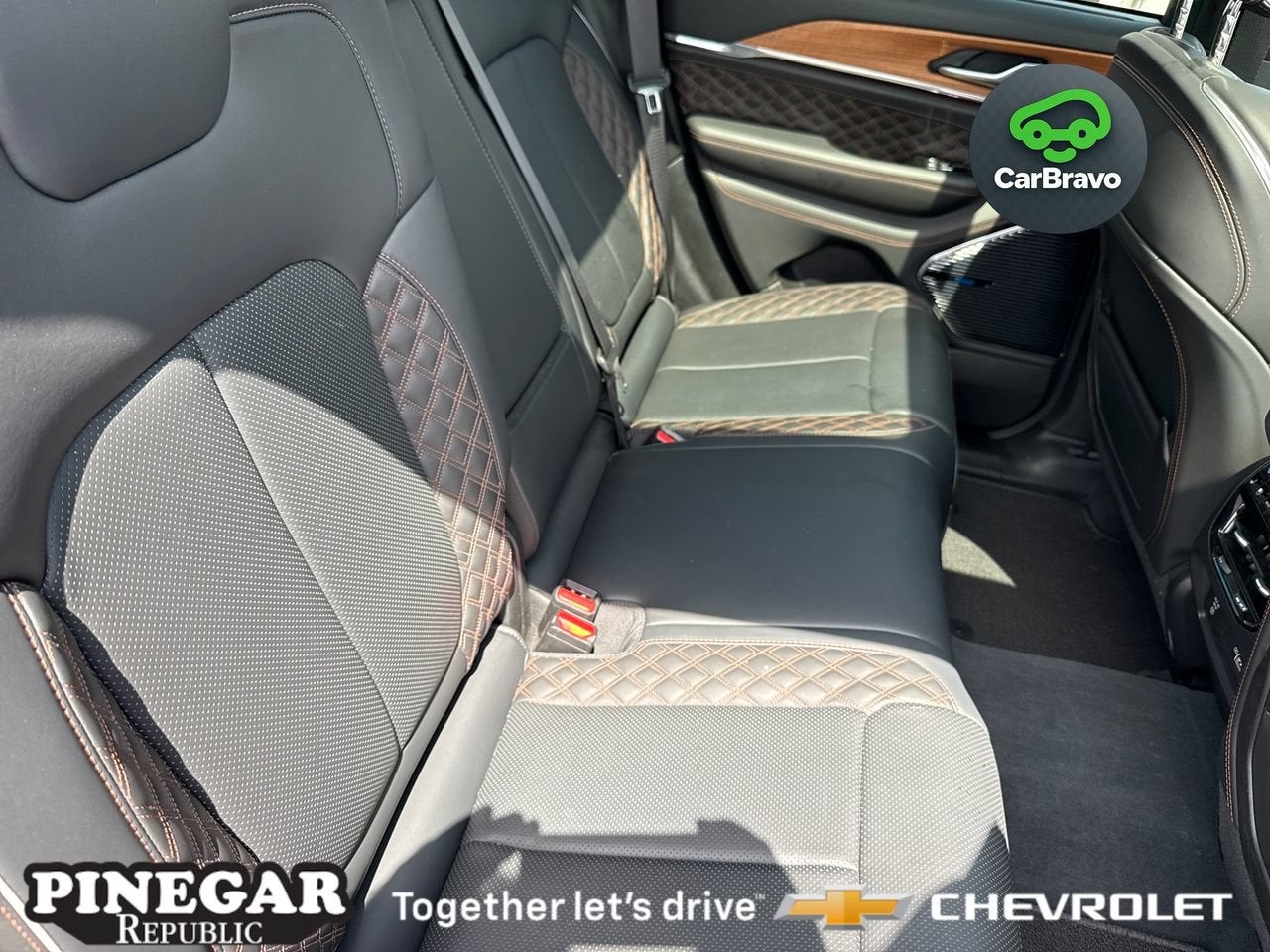 2023 Jeep Grand Cherokee Summit Reserve