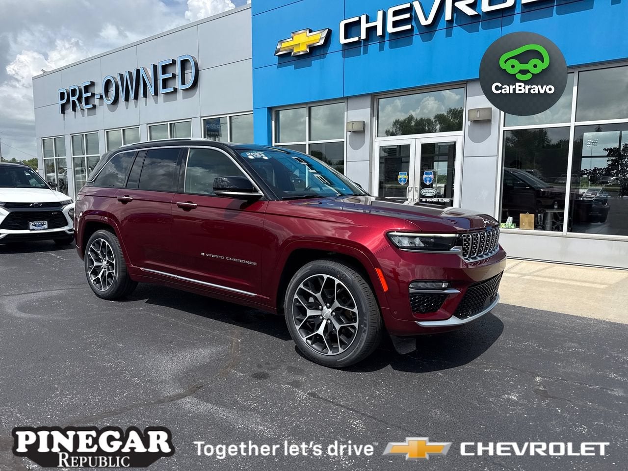 2023 Jeep Grand Cherokee Summit Reserve