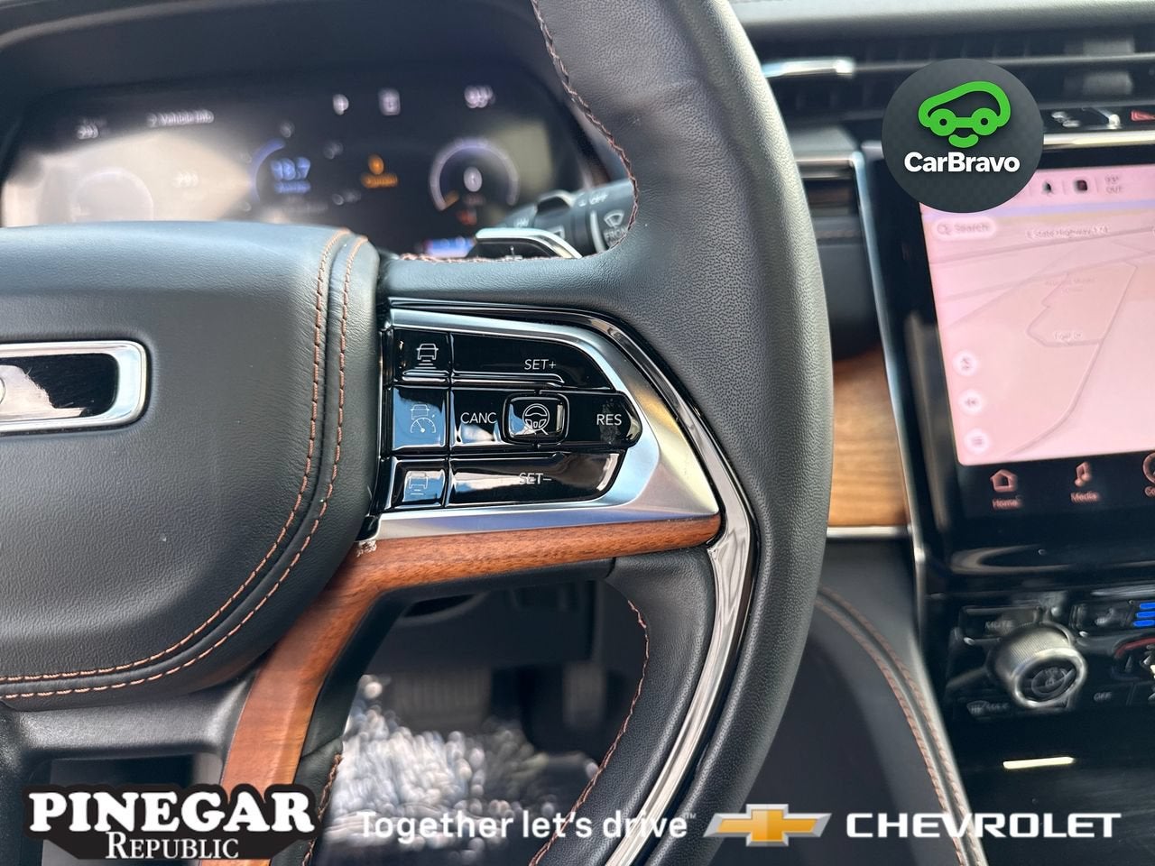 2023 Jeep Grand Cherokee Summit Reserve