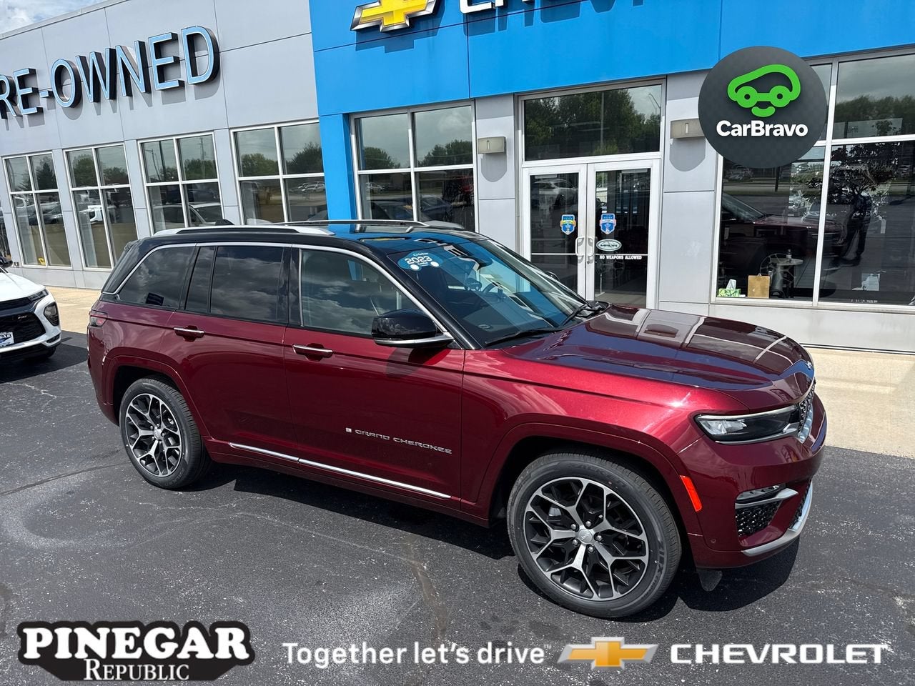 2023 Jeep Grand Cherokee Summit Reserve