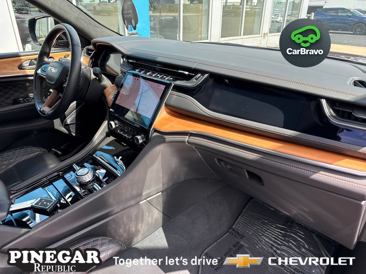 2023 Jeep Grand Cherokee Summit Reserve