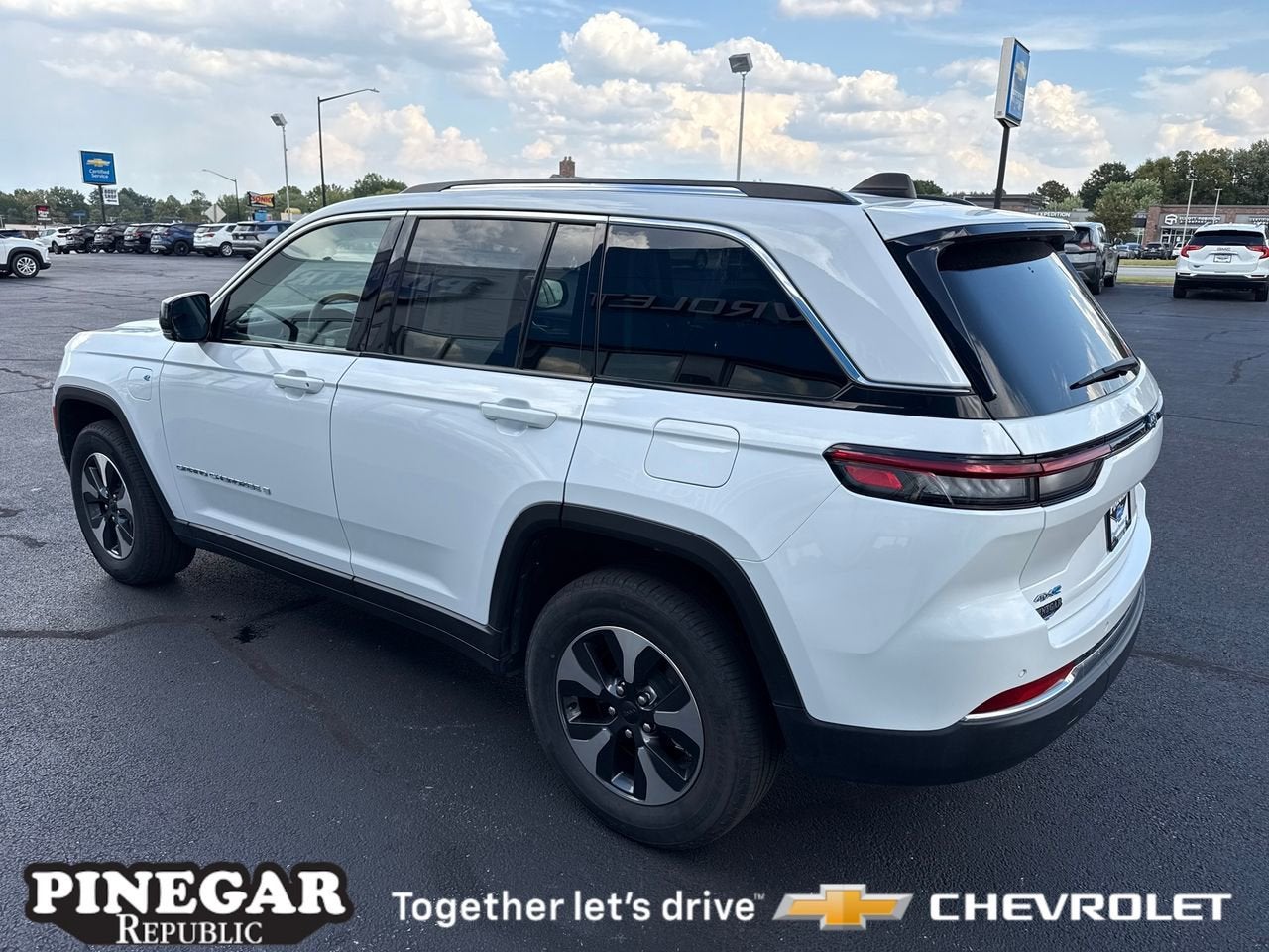 2023 Jeep Grand Cherokee 4xe Base