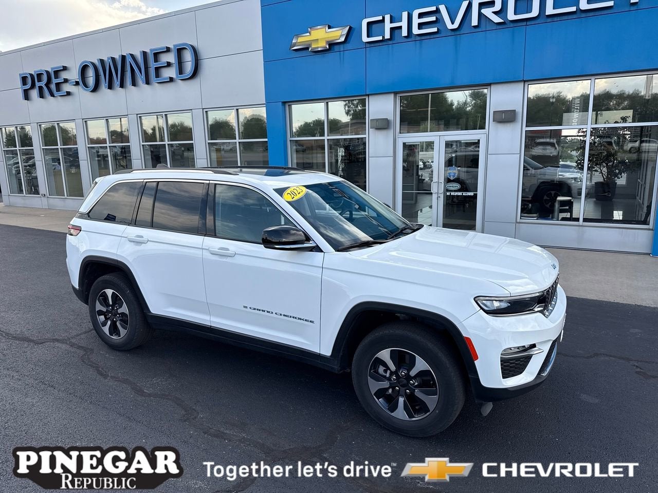 2023 Jeep Grand Cherokee 4xe Base