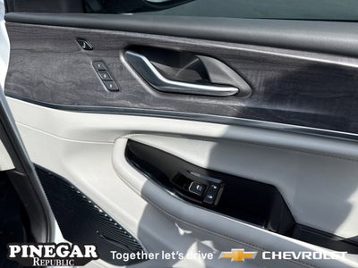 2022 Jeep Grand Cherokee 4xe Overland