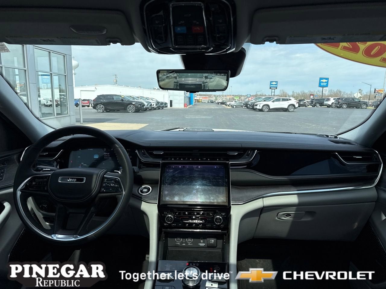 2022 Jeep Grand Cherokee 4xe Overland