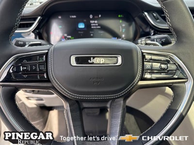 2022 Jeep Grand Cherokee 4xe Overland