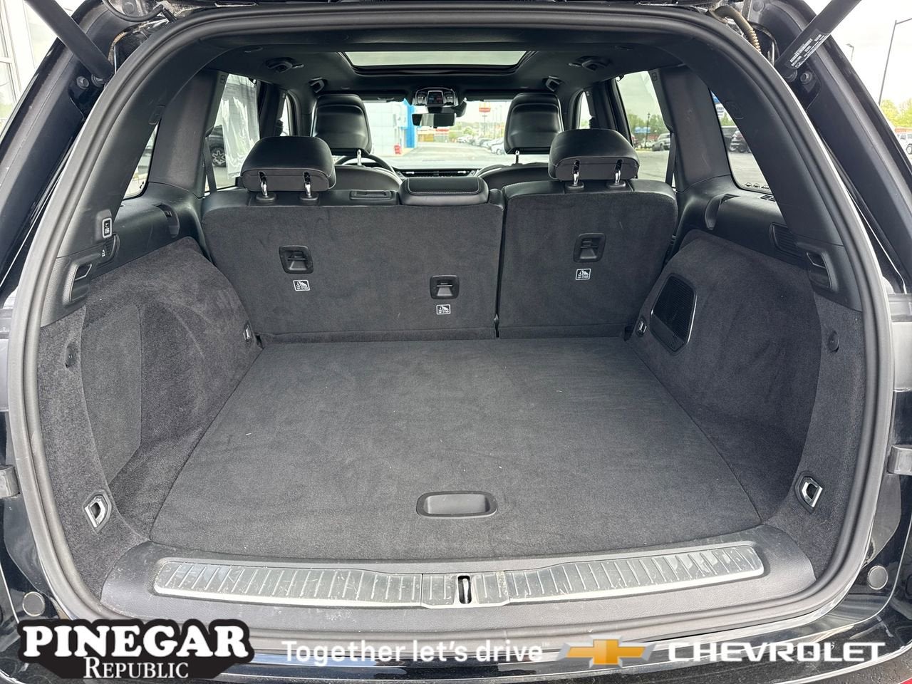 2022 Jeep Grand Cherokee 4xe Overland