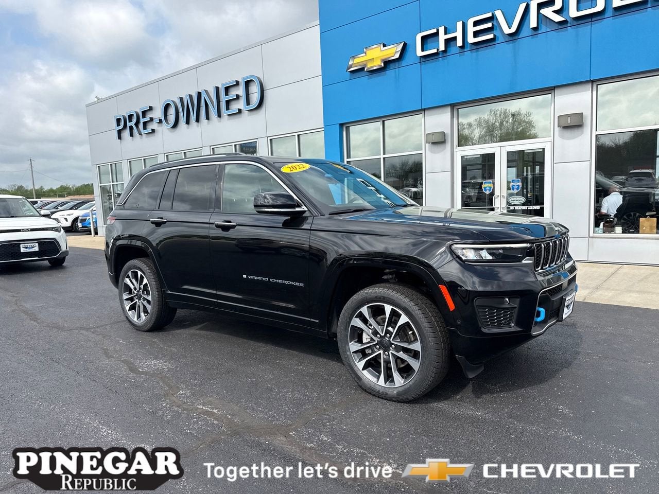 2022 Jeep Grand Cherokee 4xe Overland