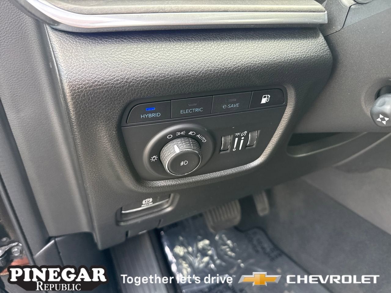 2022 Jeep Grand Cherokee 4xe Overland