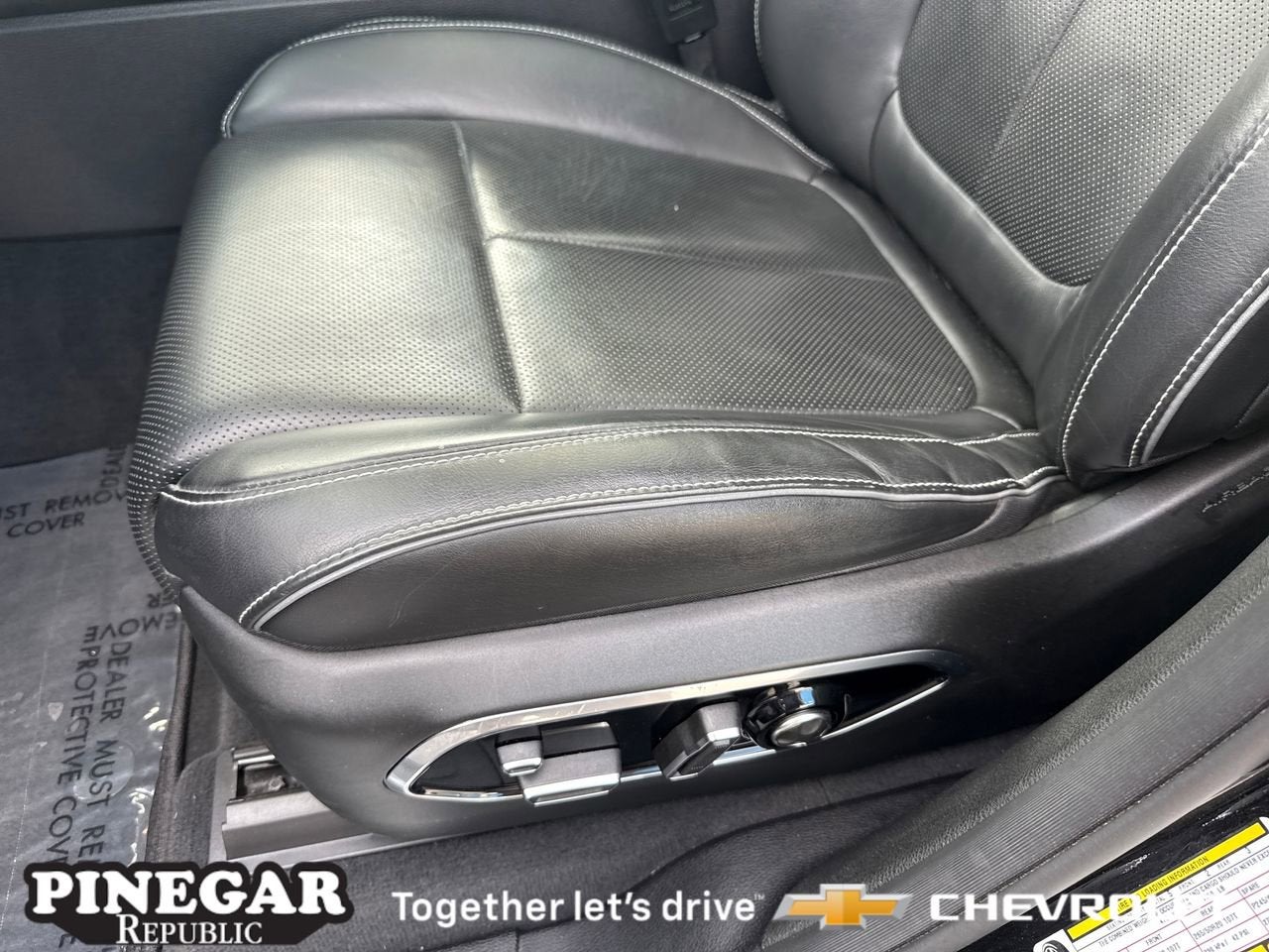 2022 Jeep Grand Cherokee 4xe Overland