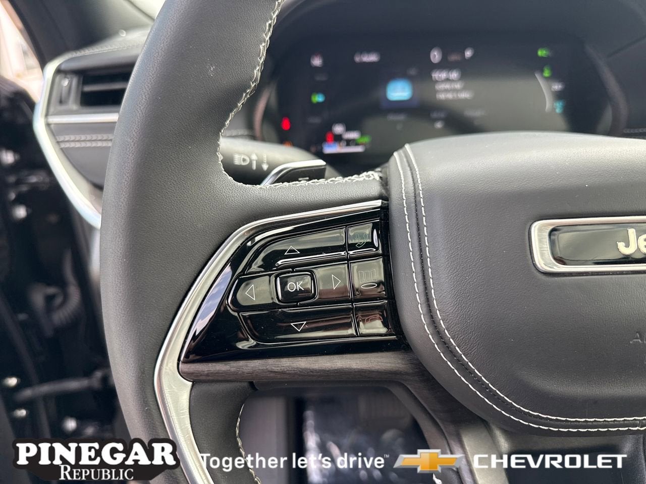 2022 Jeep Grand Cherokee 4xe Overland