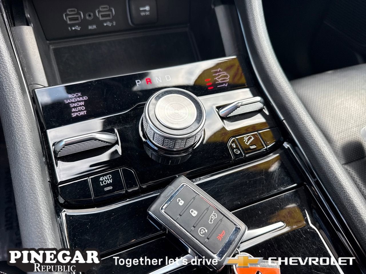 2022 Jeep Grand Cherokee 4xe Overland