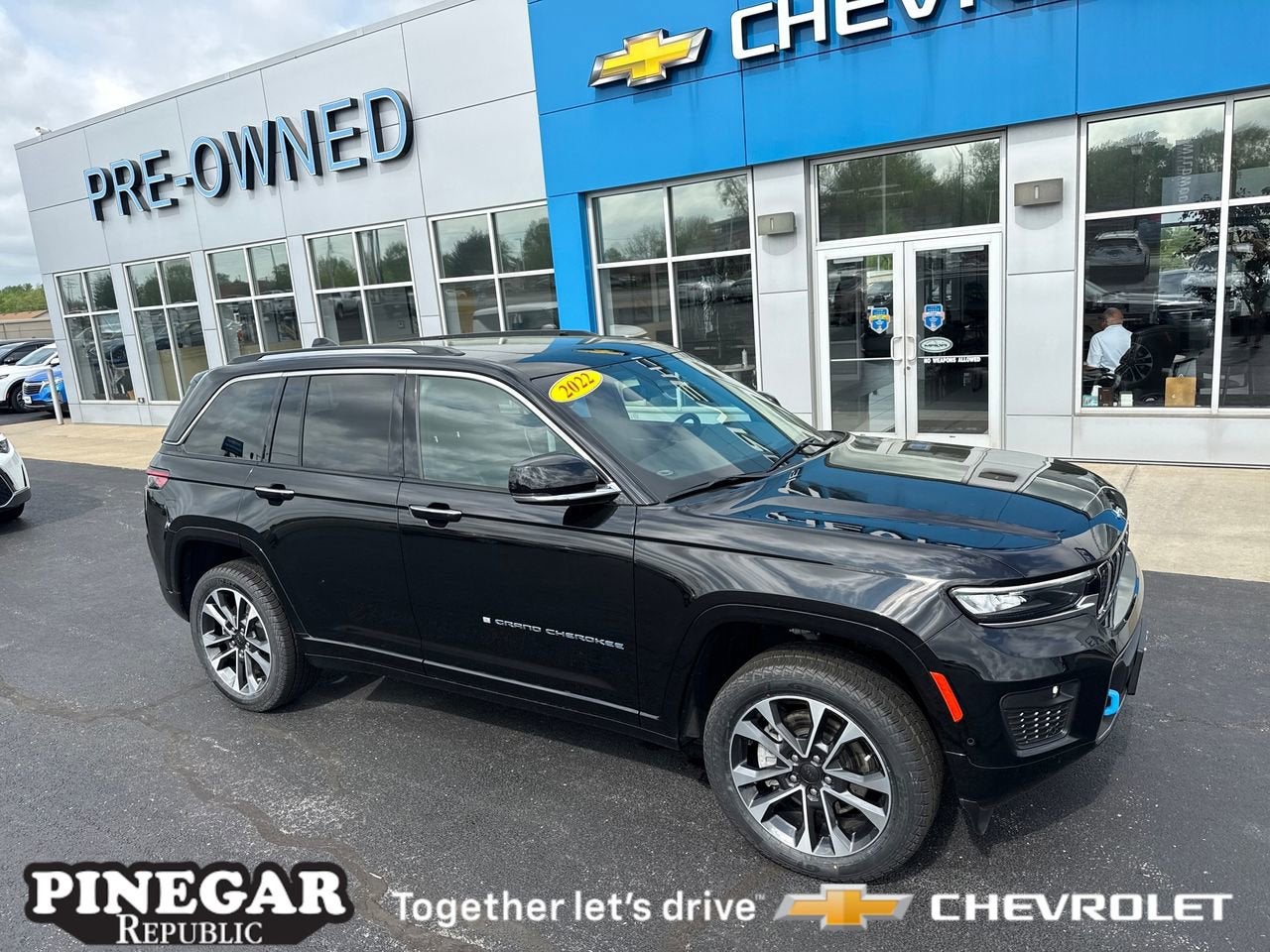 2022 Jeep Grand Cherokee 4xe Overland