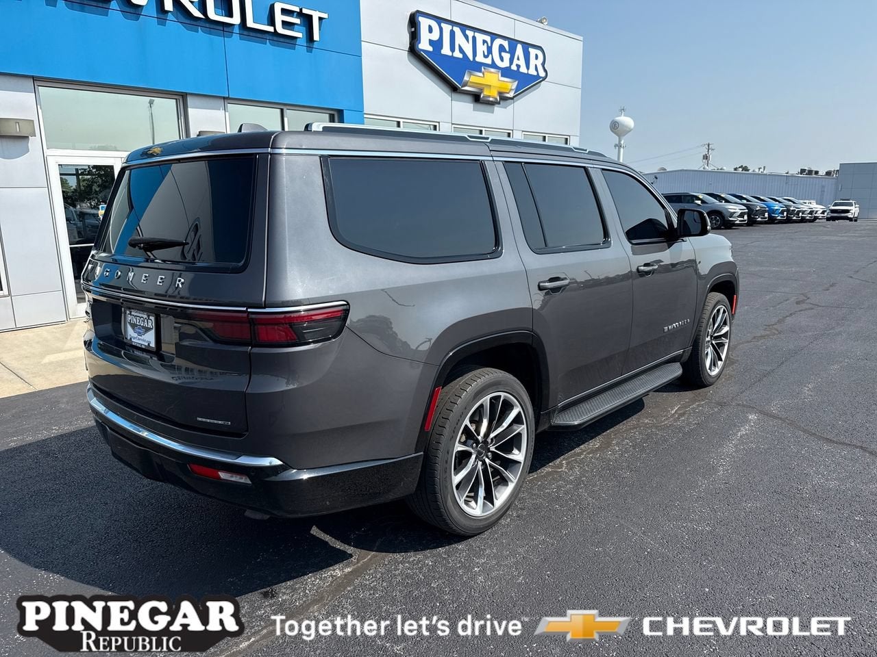 2022 Jeep Wagoneer Series II 4x4