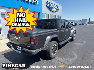 2022 Jeep Gladiator Overland