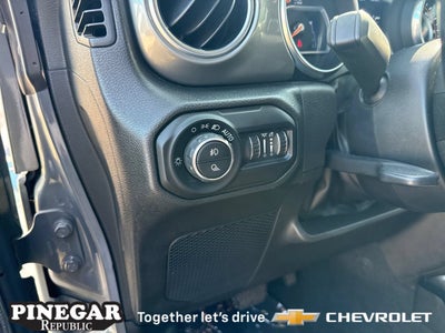 2022 Jeep Gladiator Overland 4x4