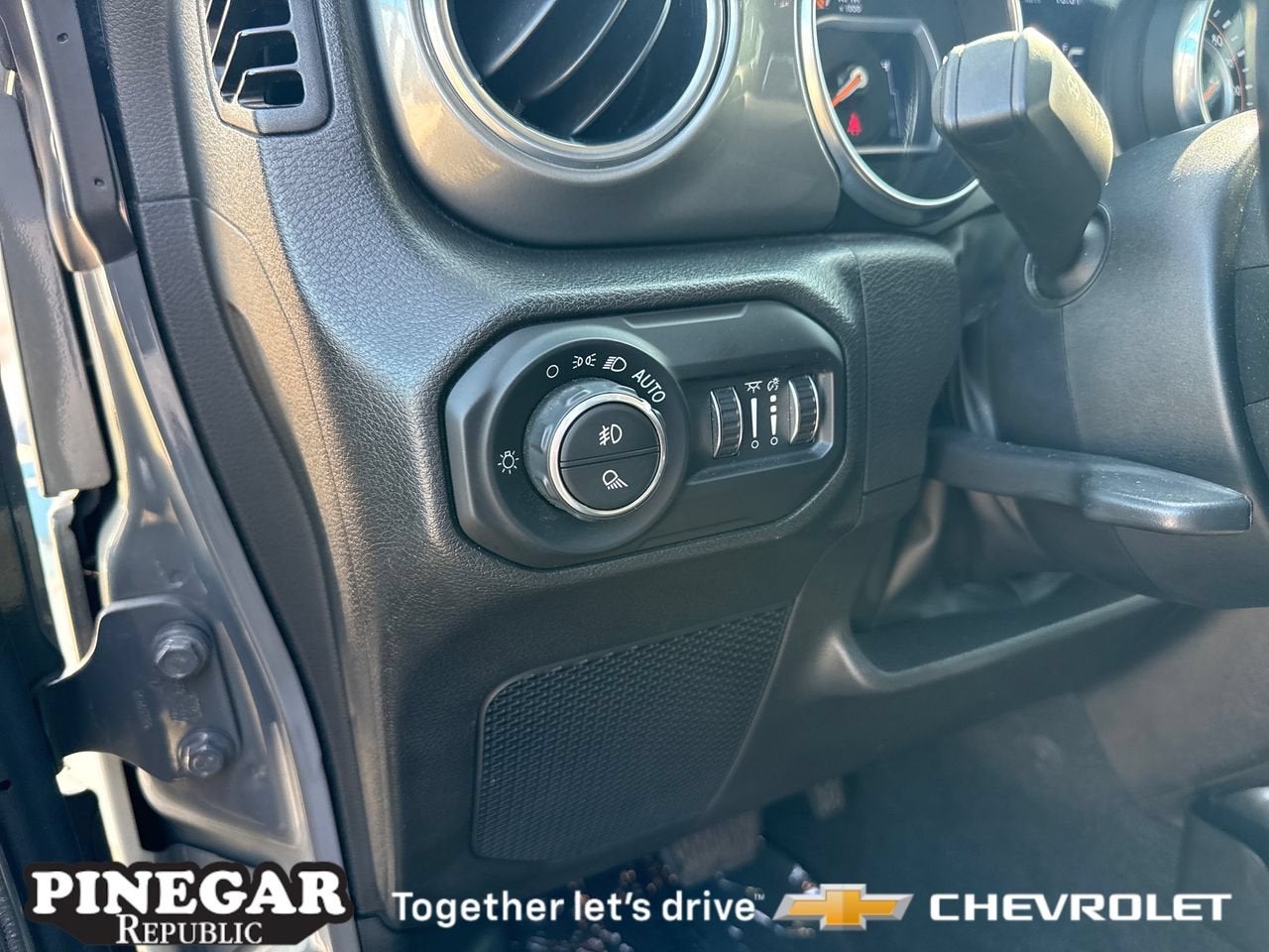 2022 Jeep Gladiator Overland 4x4