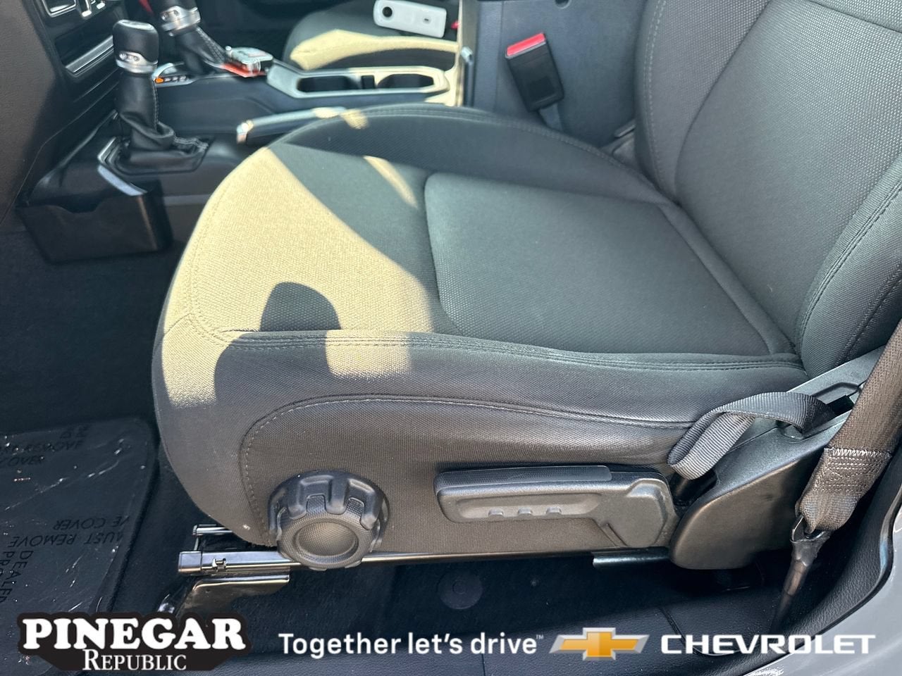 2022 Jeep Gladiator Overland 4x4