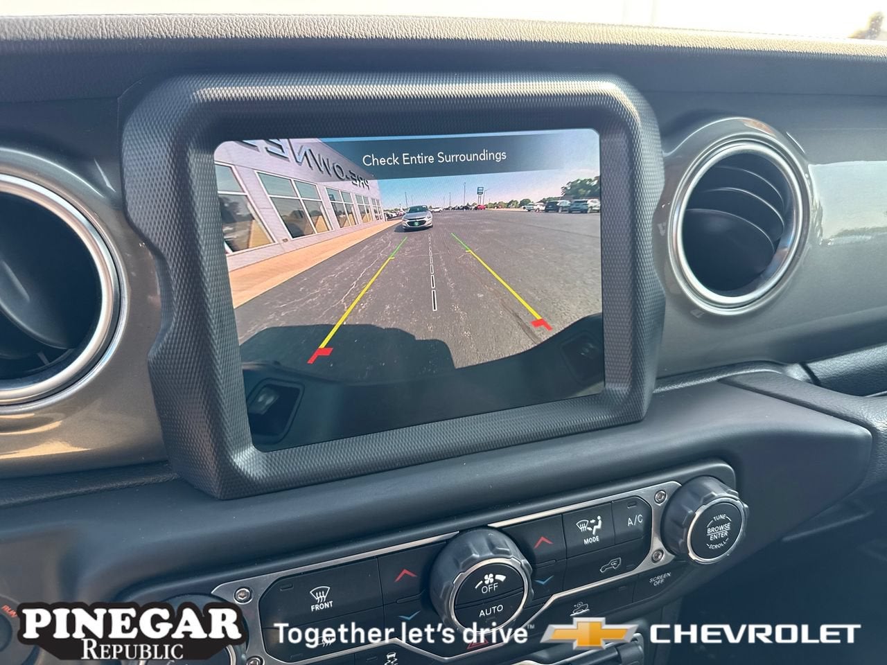 2022 Jeep Gladiator Overland 4x4
