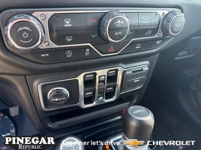 2022 Jeep Gladiator Overland 4x4