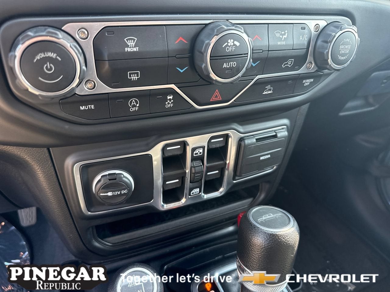 2022 Jeep Gladiator Overland 4x4