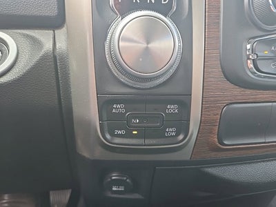 2018 RAM 1500 Laramie Crew Cab 4x4 5'7" Box