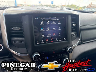 2020 RAM 1500 Laramie Quad Cab 4x4 6'4" Box
