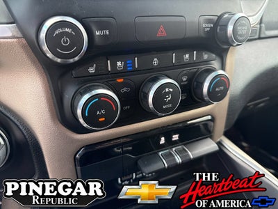 2020 RAM 1500 Laramie Quad Cab 4x4 6'4" Box