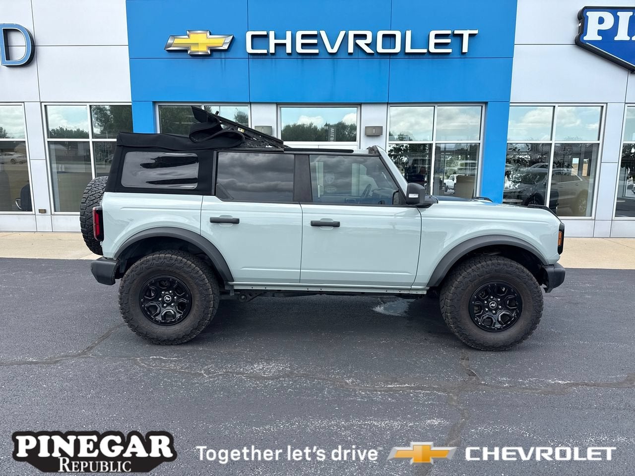 2023 Ford Bronco 4-Door