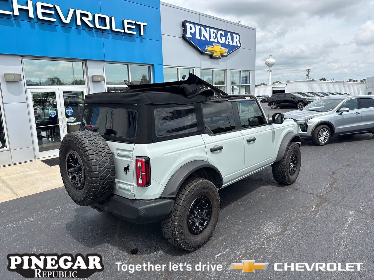 2023 Ford Bronco 4-Door Wildtrak - Photo 15