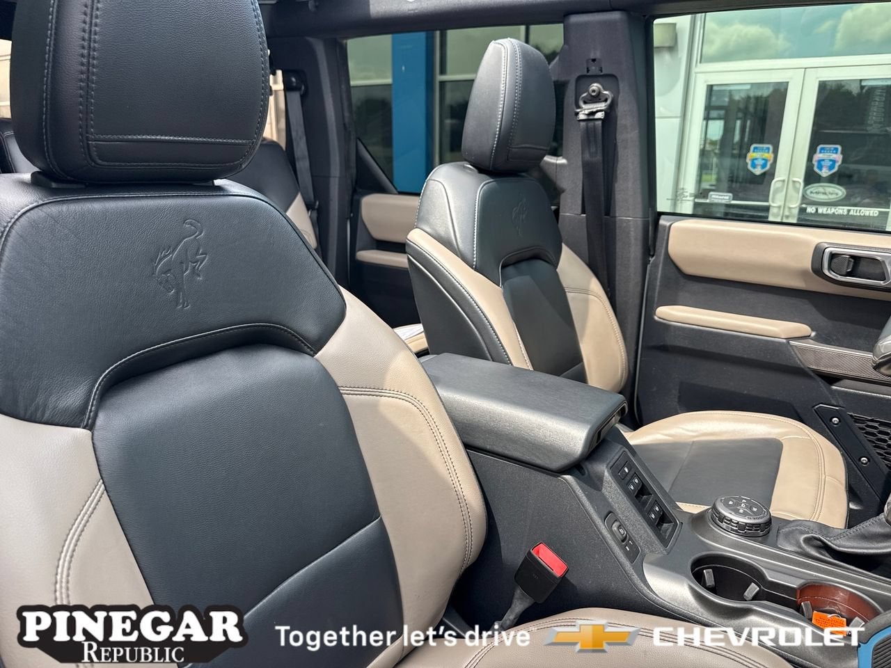 2023 Ford Bronco 4-Door Wildtrak - Photo 9