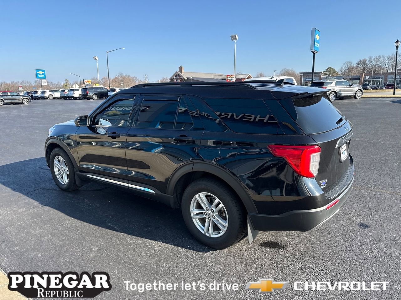 2023 Ford Explorer XLT