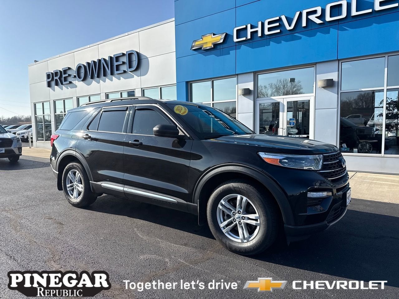 2023 Ford Explorer XLT