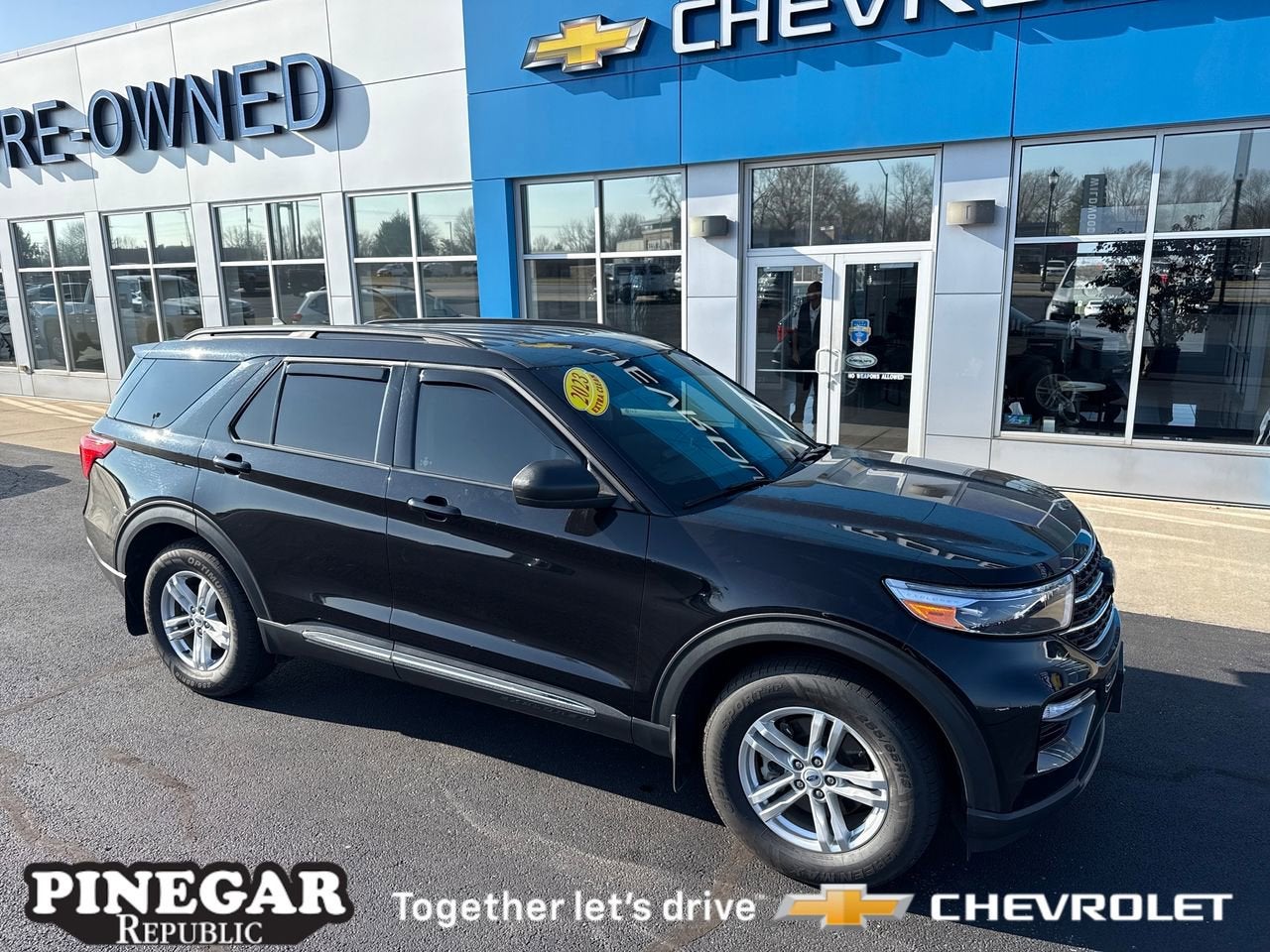 2023 Ford Explorer XLT