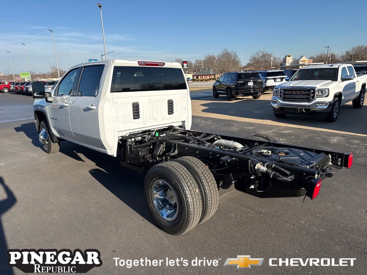 2026 Chevrolet Silverado 3500 HD Chassis Cab LT
