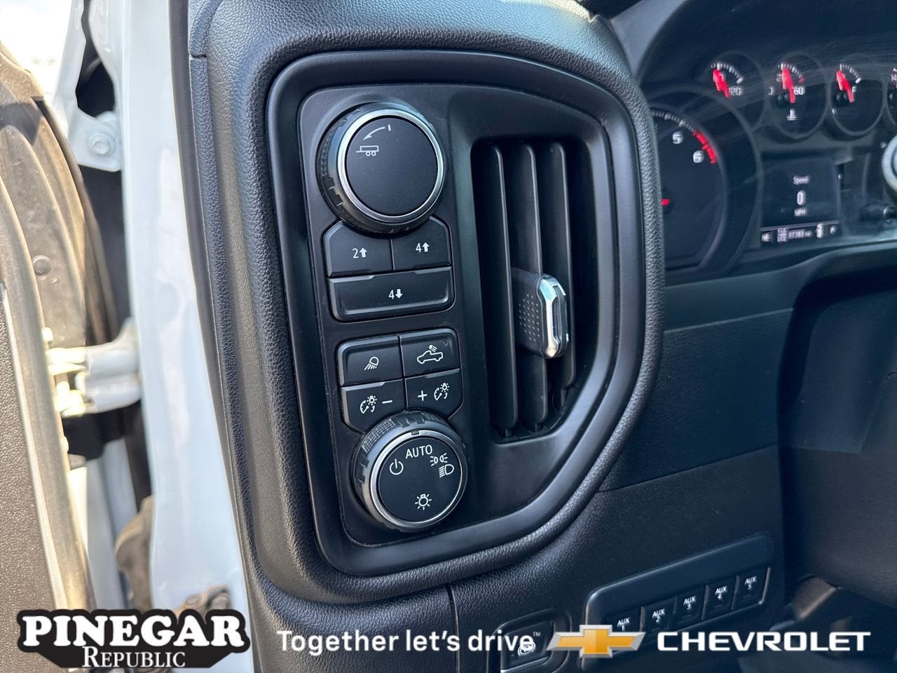 2024 Chevrolet Silverado 3500 HD Chassis Cab Work Truck