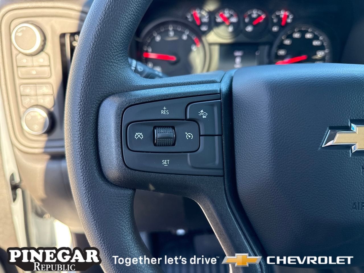 2026 Chevrolet Silverado 3500 HD WT DRW