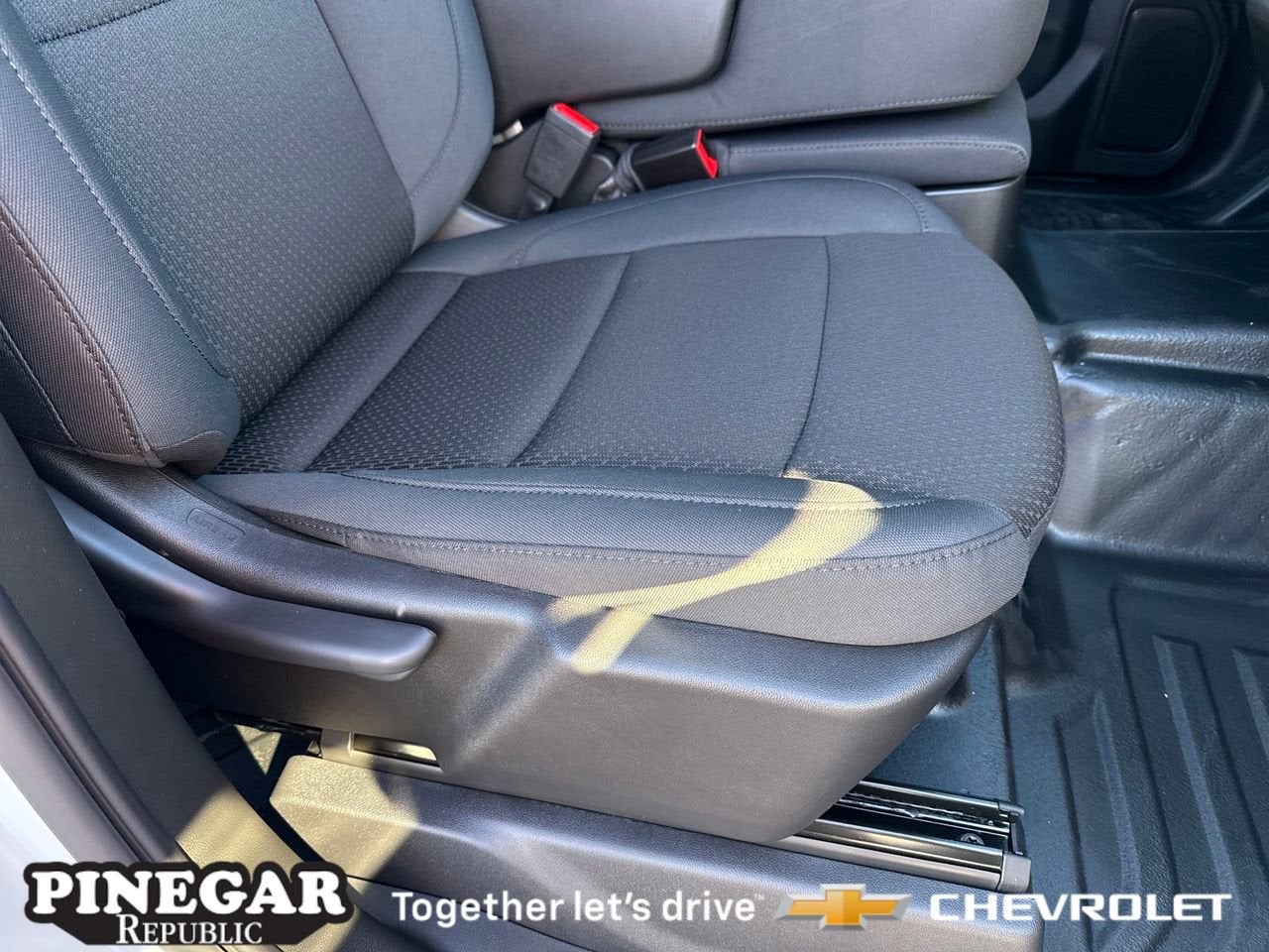 2026 Chevrolet Silverado 3500 HD WT DRW