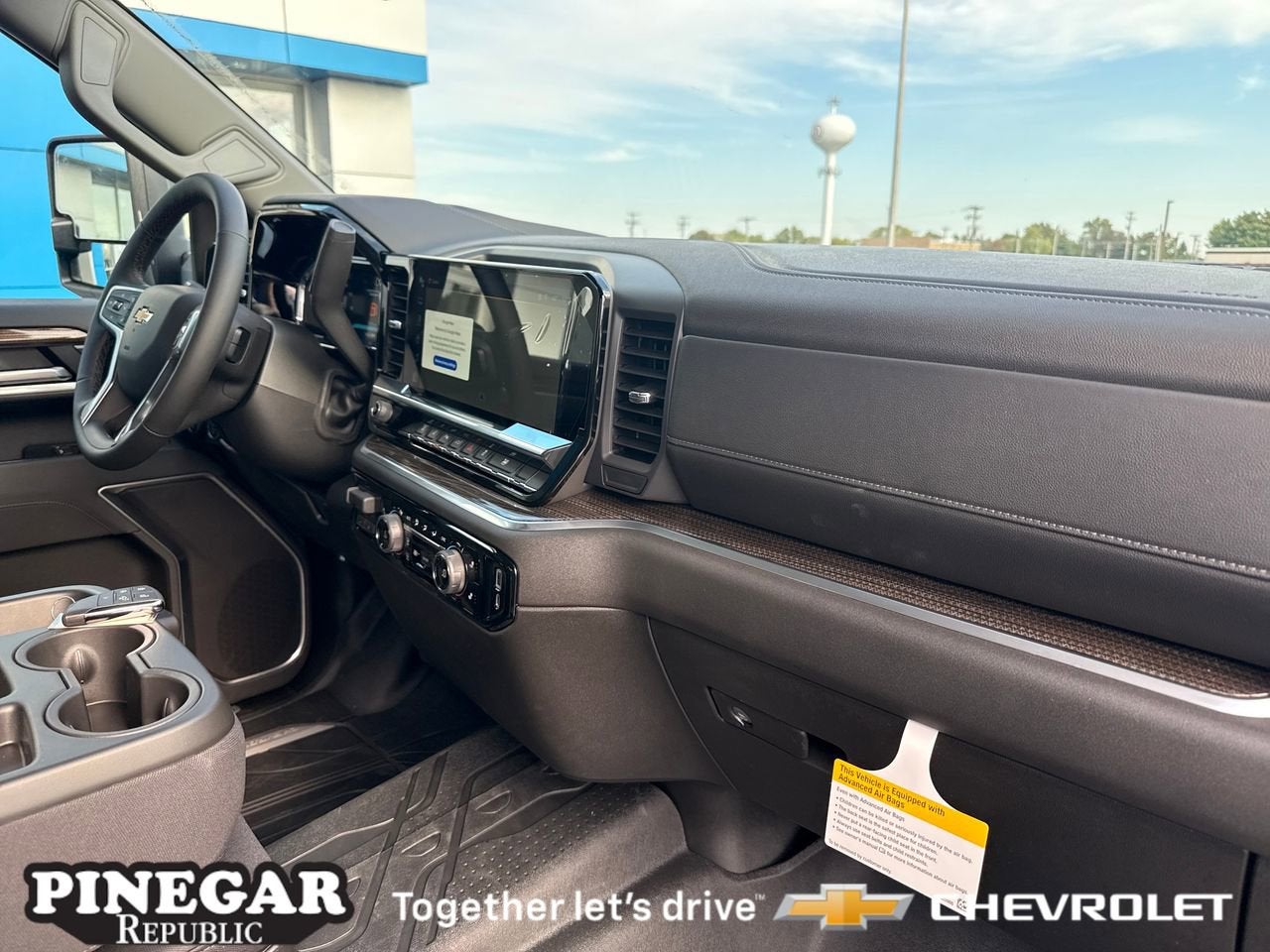 2026 Chevrolet Silverado 3500 HD LT DRW