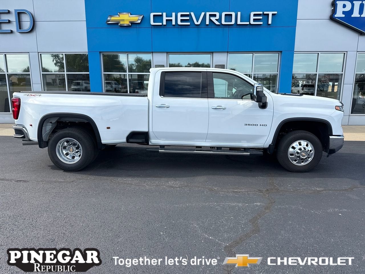 2025 Chevrolet Silverado 3500 HD LTZ