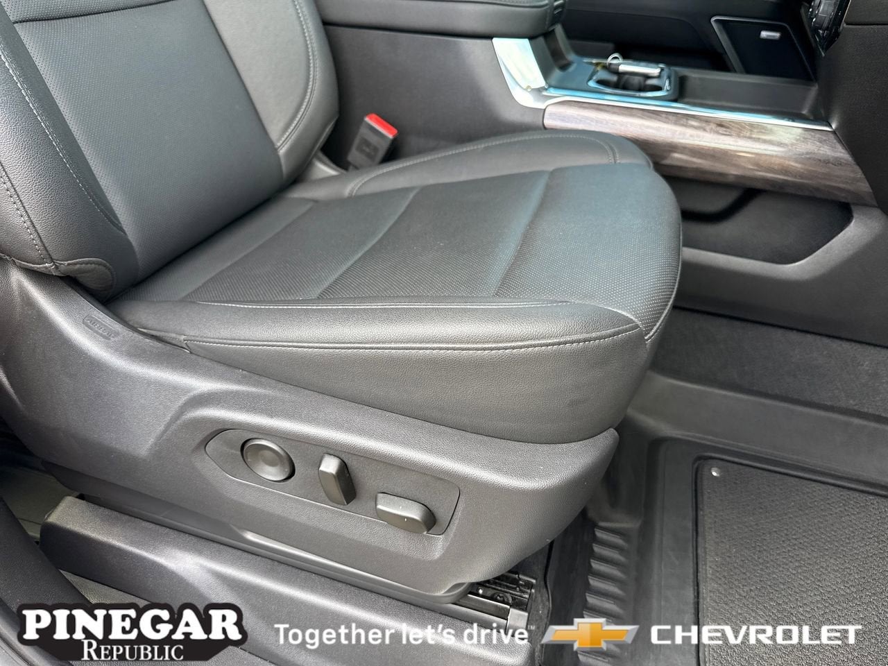 2025 Chevrolet Silverado 3500 HD LTZ