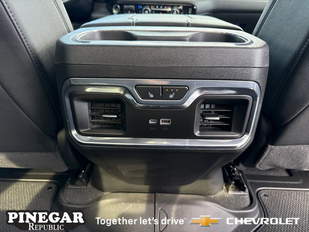 2025 Chevrolet Silverado 3500 HD LTZ