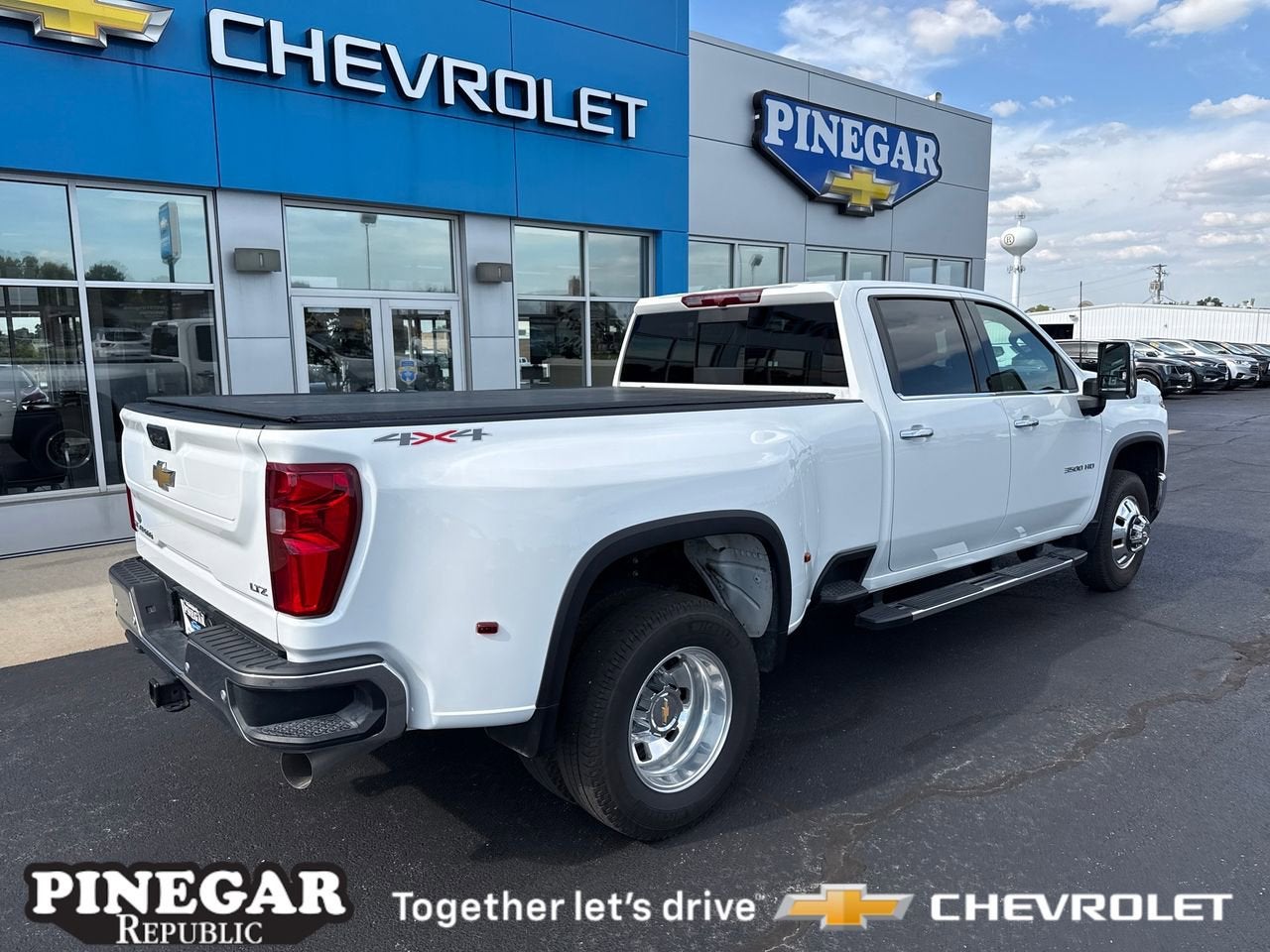 2025 Chevrolet Silverado 3500 HD LTZ