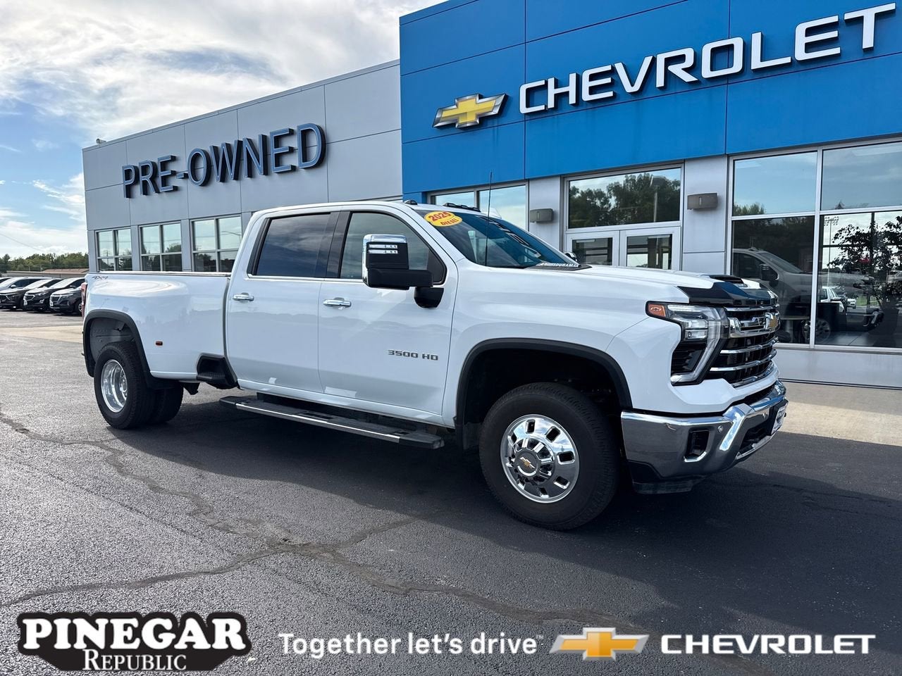 2025 Chevrolet Silverado 3500 HD LTZ