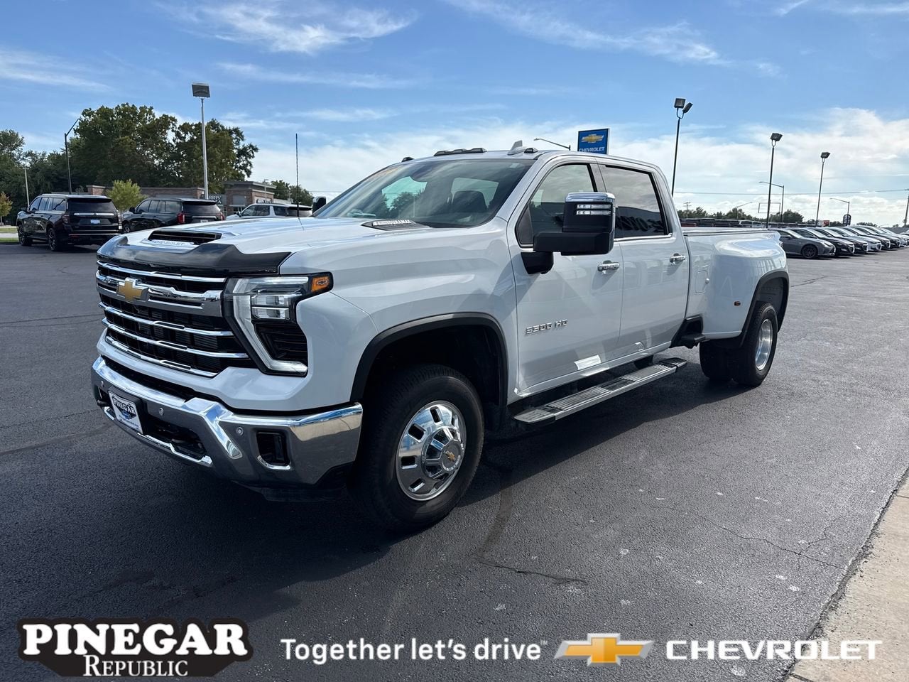 2025 Chevrolet Silverado 3500 HD LTZ