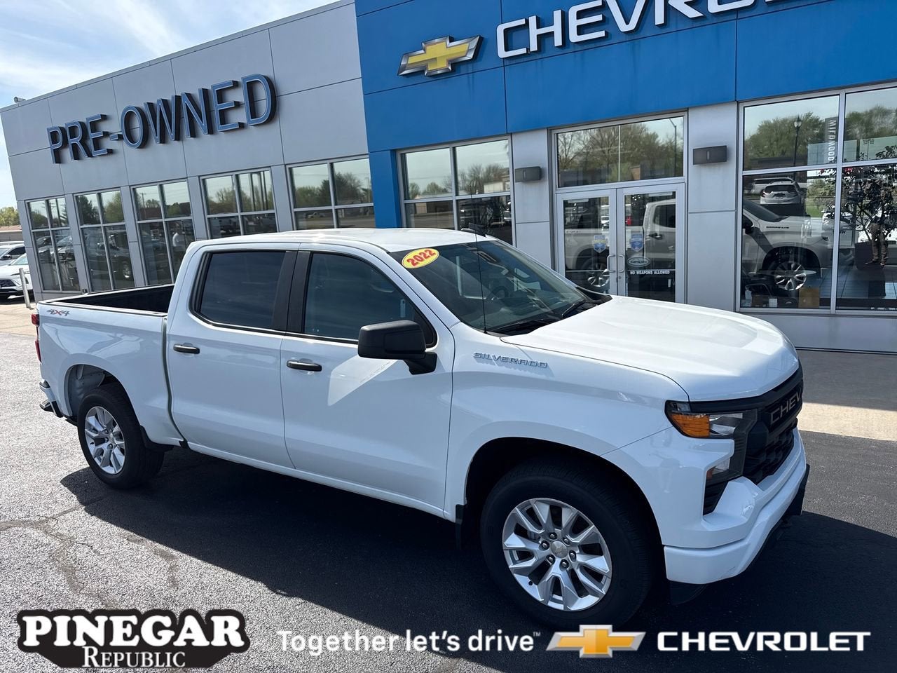 2022 Chevrolet Silverado 1500 Custom