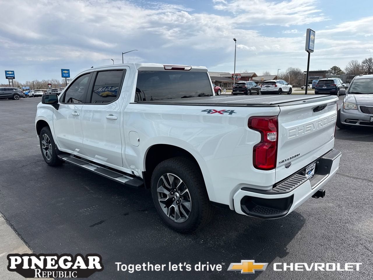 2024 Chevrolet Silverado 1500 RST