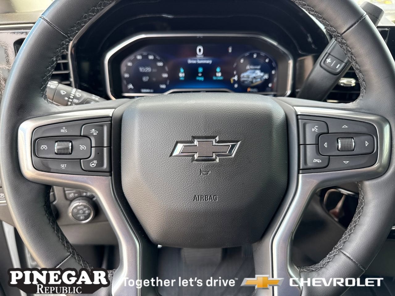 2024 Chevrolet Silverado 1500 RST