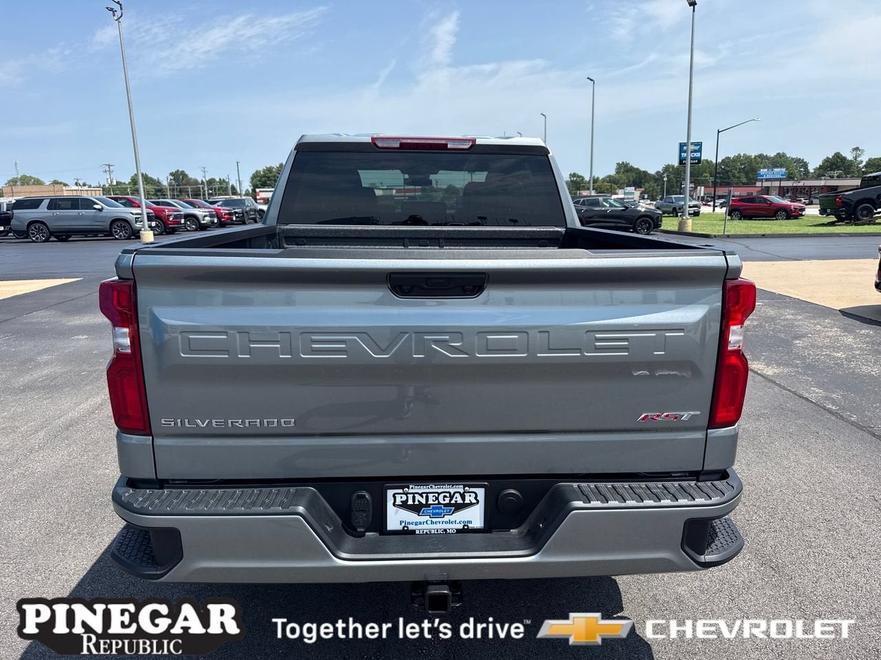 2026 Chevrolet Silverado 1500 RST - Photo 14