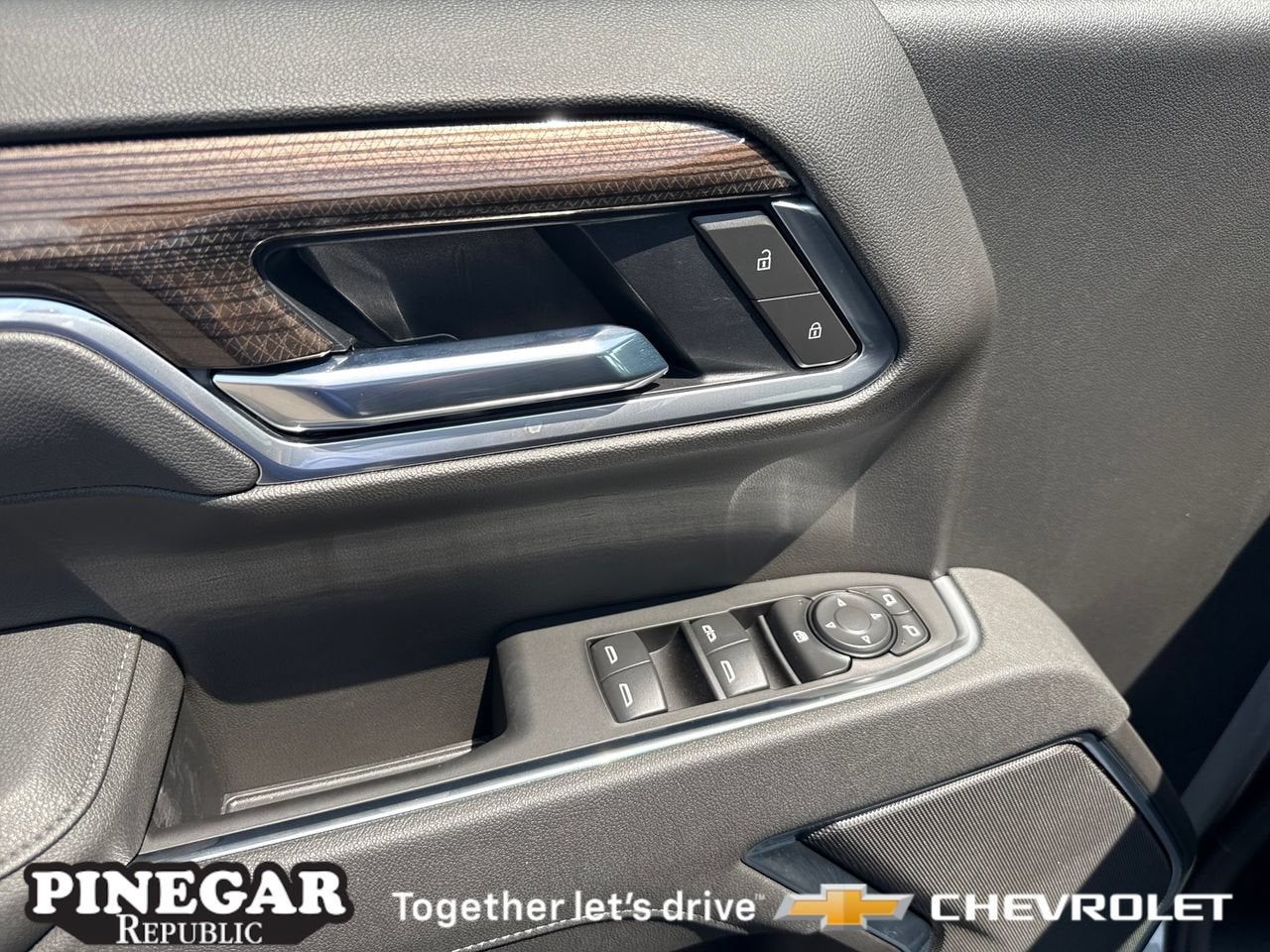 2026 Chevrolet Silverado 1500 RST - Photo 18